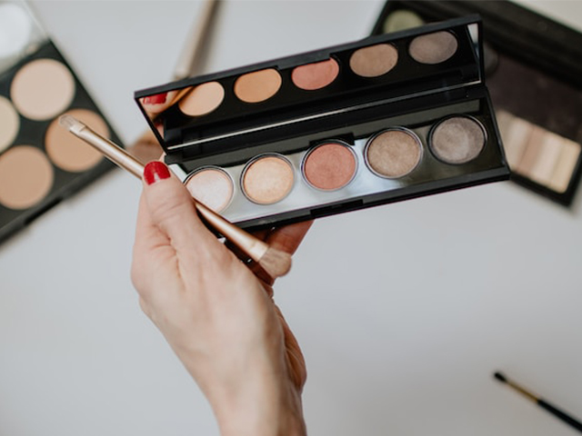 kelly-sikkema-BjqLa-5vLeI-unsplash